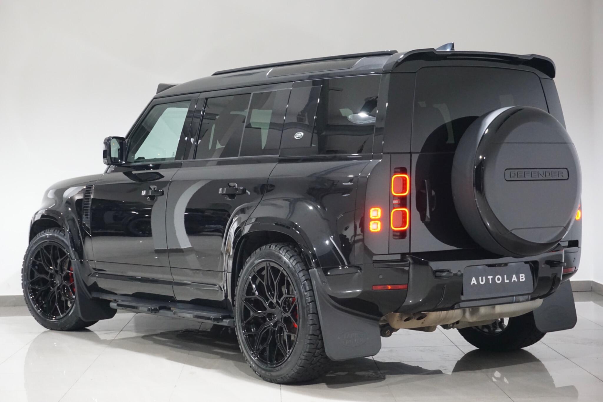Land Rover Defender 110 3.0 D250 MHEV X-Dynamic HSE SUV 5dr Diesel Auto 4WD Euro 6 (s/s) (250 ps)